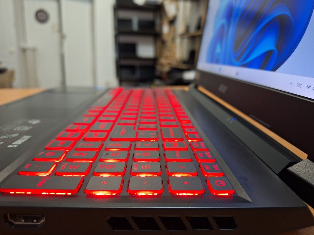 Acer Nitro 5 AN515-57 i5-11400H RTX 3050 Ti 4Gb DDR4 16Gb SSD 512Gb
