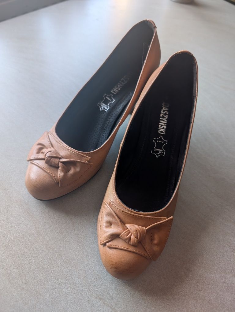 Sprzedam buty damskie