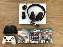 Zestaw XBox One X+2Pady+Oryginalne Słuchawki+3Gry