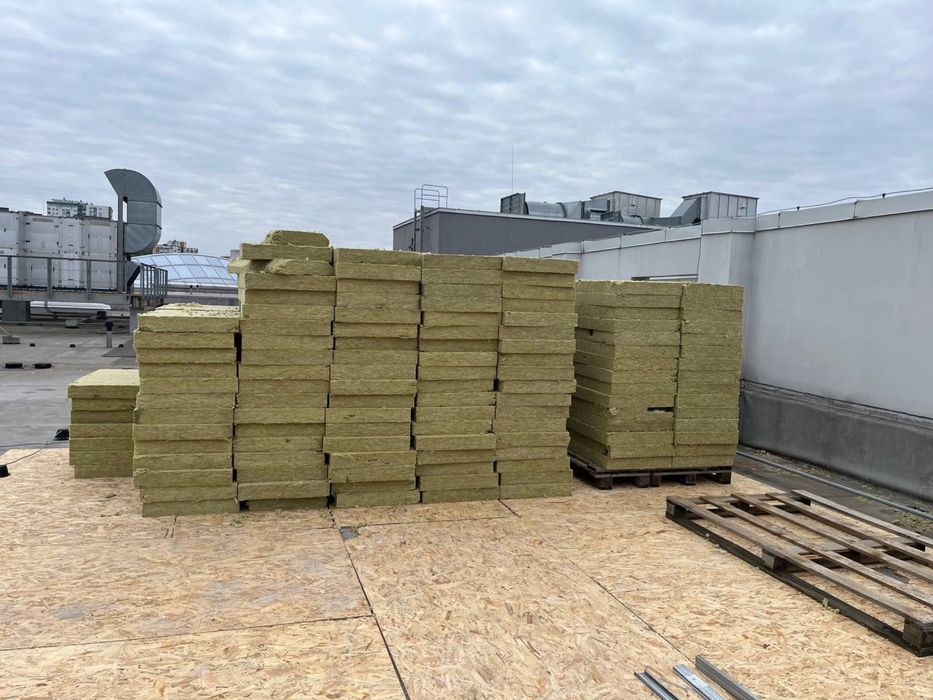 Базальтова вата б/у Izovat 135 плотність, 100*60*12см, за м2