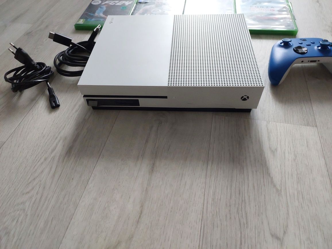 Xbox One s, Хбокс ван с