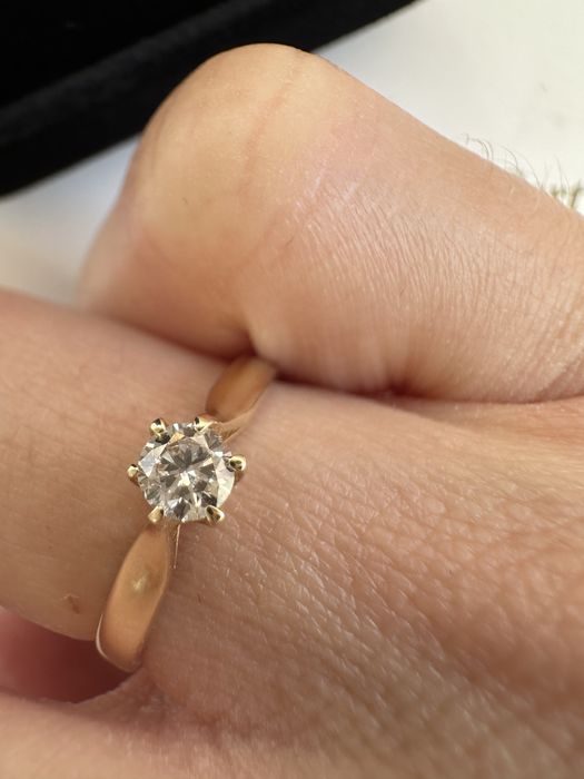 Pierścionek zaręczynowy rozm 9