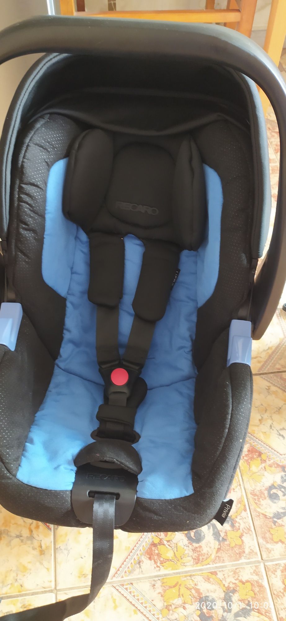 Автокресло Recaro