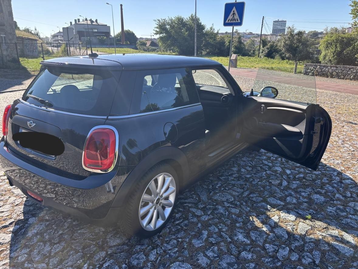 MINI 3 portas como novo