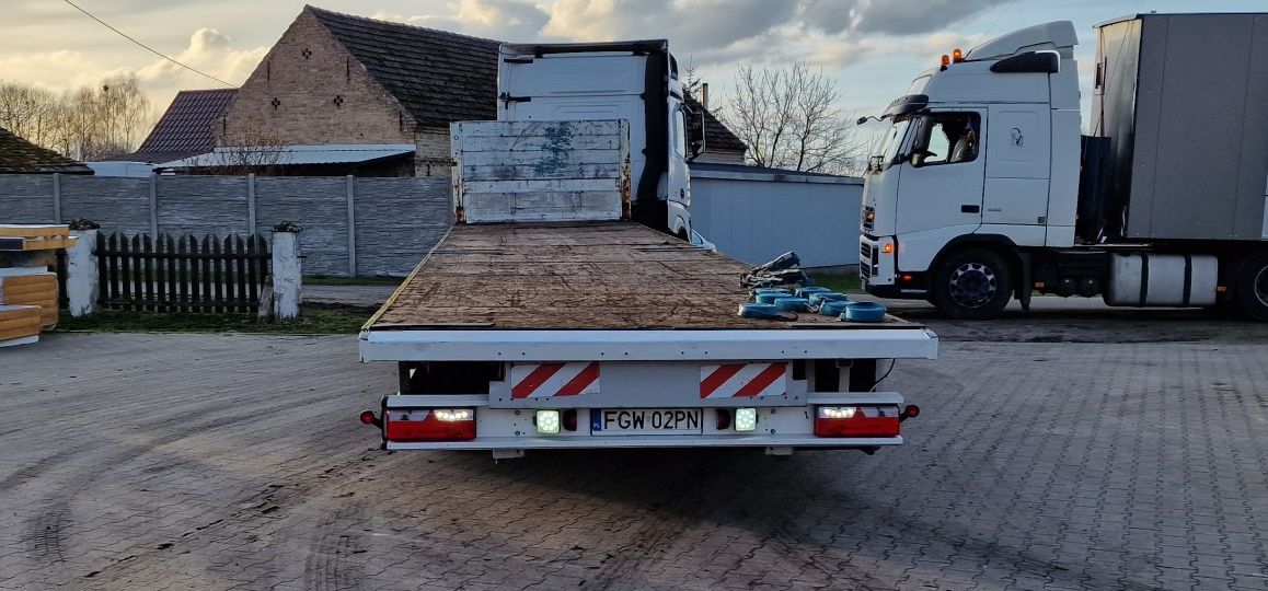 naczepa platforma mega spier saf tarcza gabaryt do balotów siana