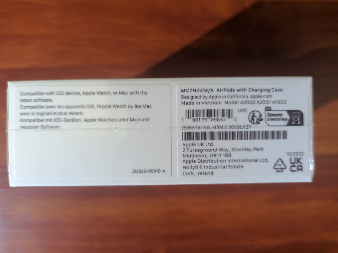 Оригінальні Навушники Apple AirPods with Charging Case (2-е покоління)