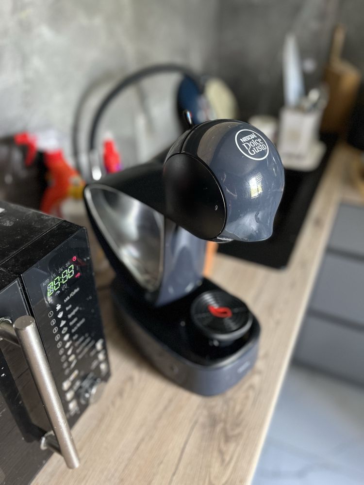 Ekspres Kapsułkowy KRUPS DOLCE GUSTO KP173 Czarny
