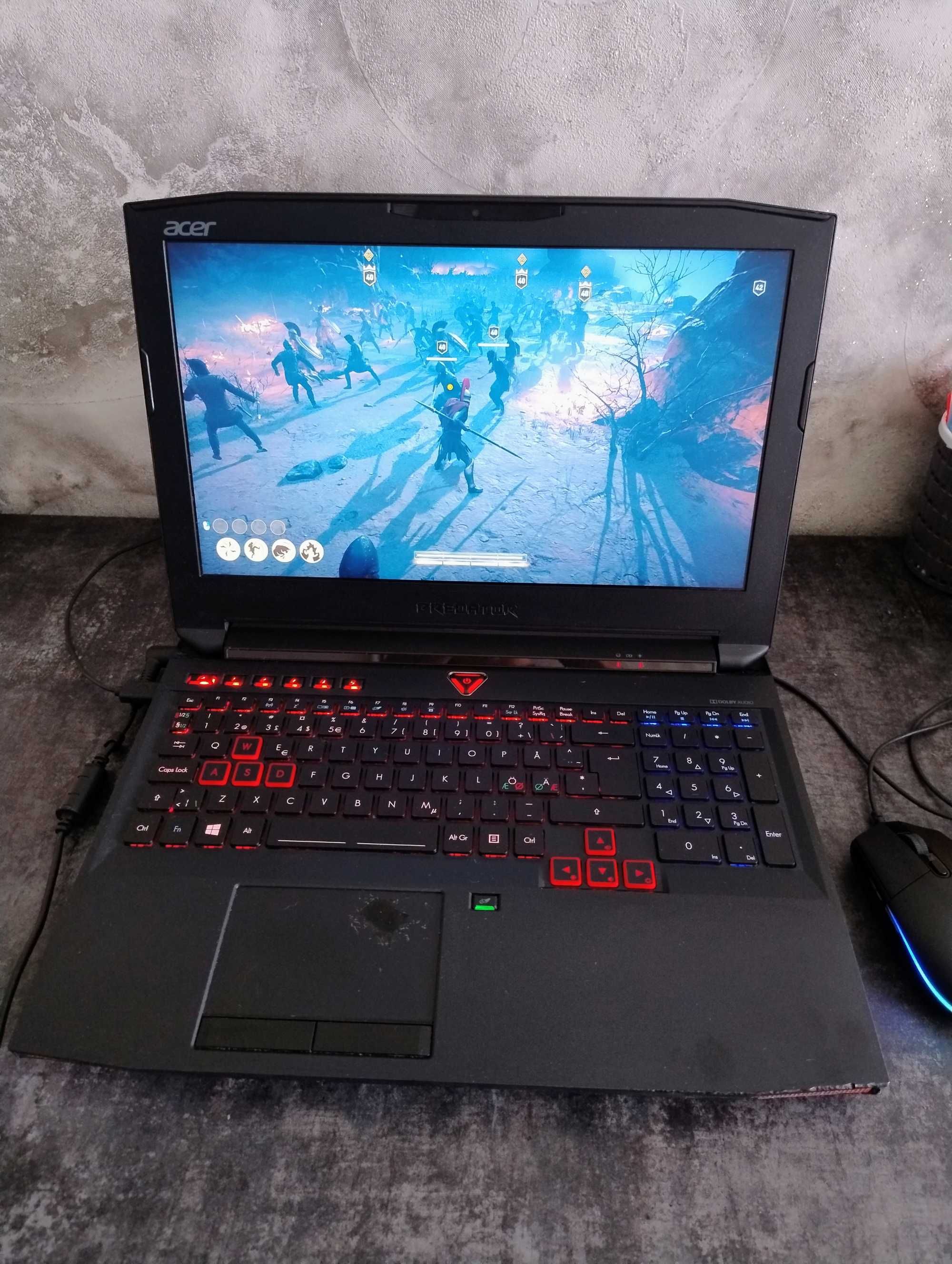 Acer Predator-15 G9/ GTX 980m