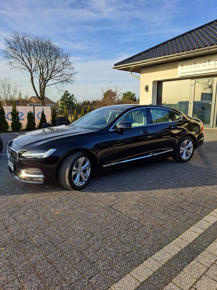 Wynajem pojazdów osobowych BusBrat. VOLVO S90