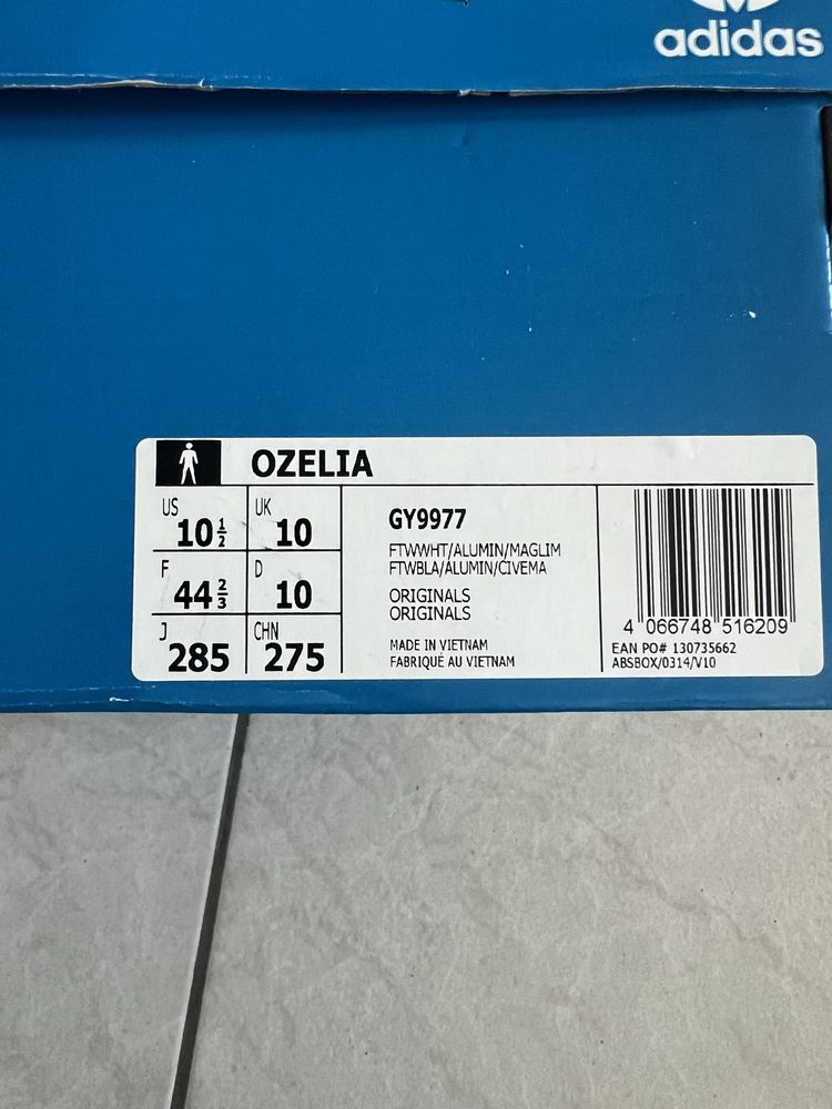 Нові оригінальні Adidas Ozelia