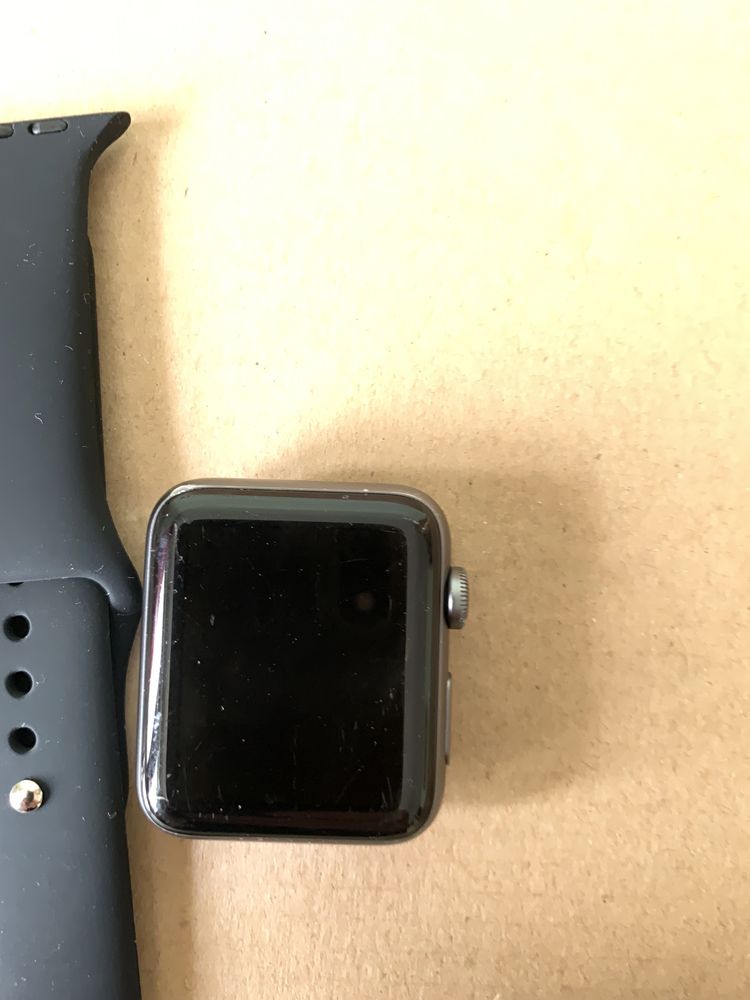 Apple Watch 3 42mm смарт годинник
