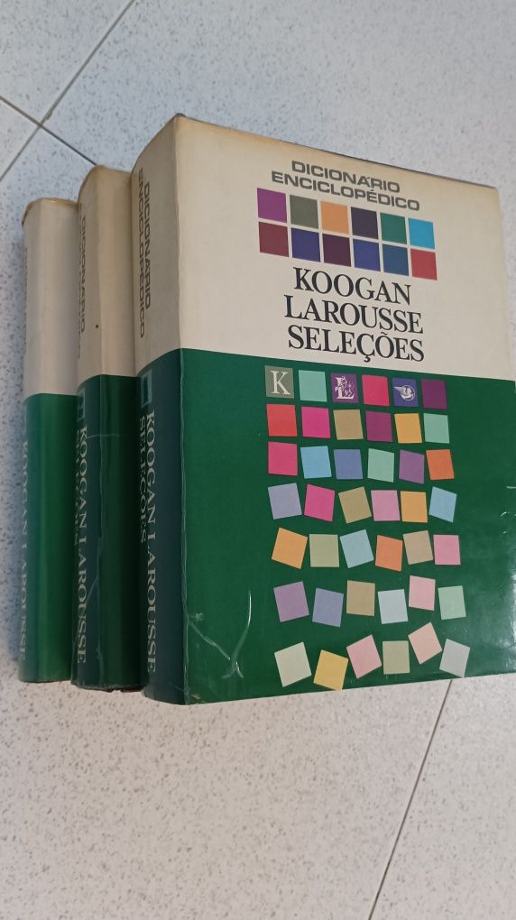 Enciclopédia 3 volumes