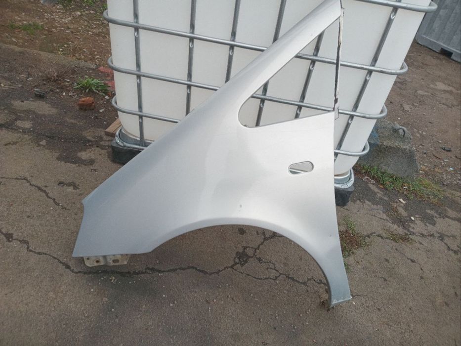 Крило переднє ліве форд гелексі 2003 рік