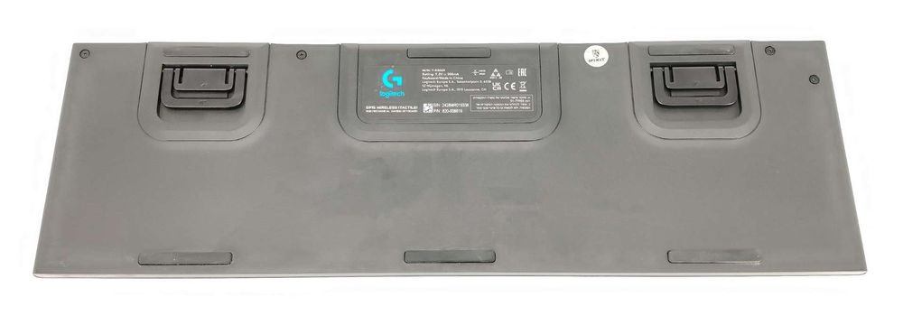 Logitech G915 XLIGHTSPEED Mechaniczna podświetlana klawiatura QWERTY