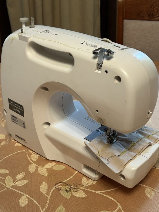 Швейная машинка Brother