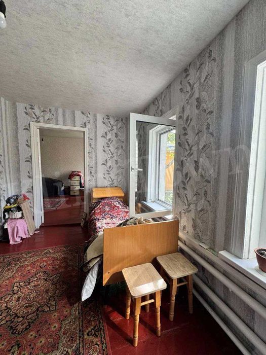 Продається пів будинку в центрі міста