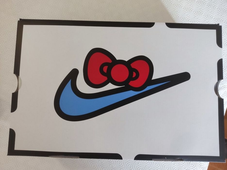 Sapatilhas Nike Air Presto Hello Kitty