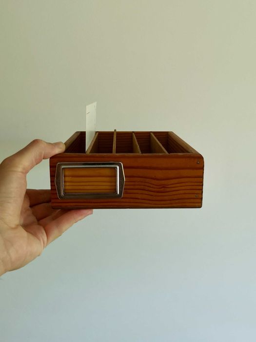 Caixa de arquivo em madeira - para organizar; vintage industrial