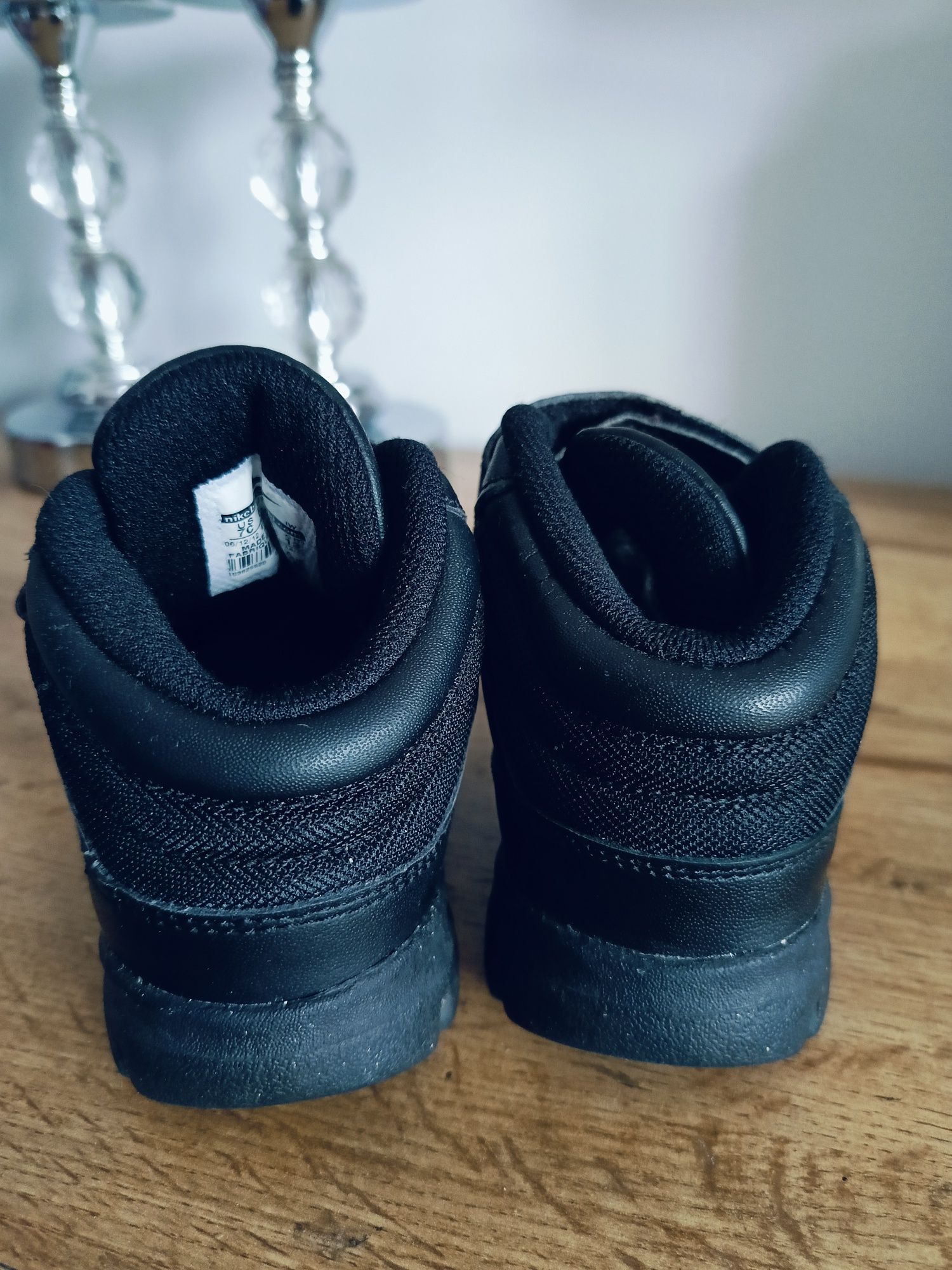 Buty Nike mandara 23,5 czarne