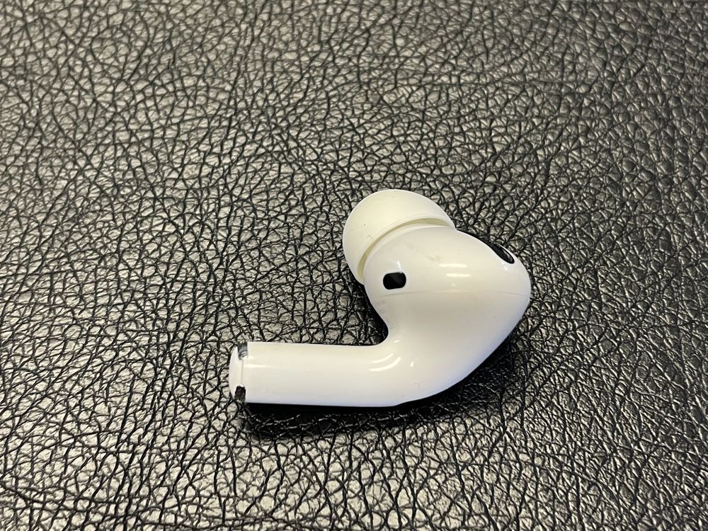 prawa słuchawka AirPods pro oryginał /3