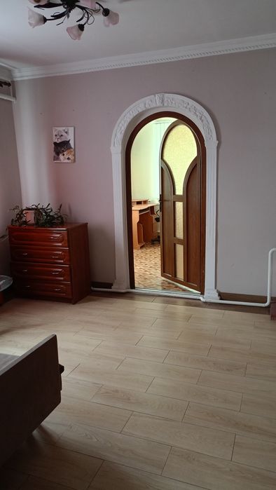 Продається компактний будинок у смт Борова, 40км.від Києва.