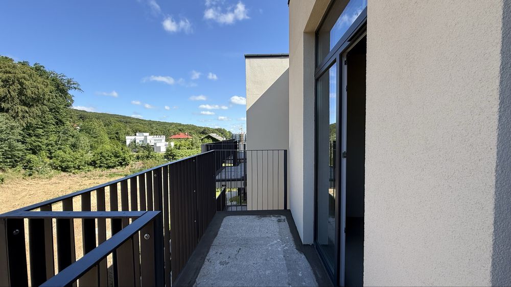 Готова секція  ,Винники ,ЖК Перфект Лайф ,1 кім з терасою