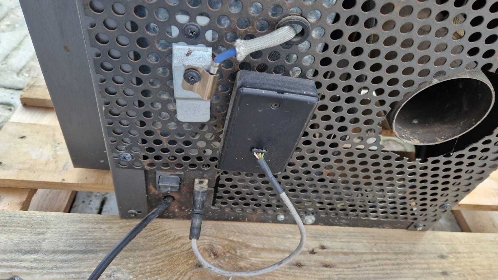 Kominek Piec na pellet KOZA kominkowy grzejnik na pelet 8,9kW peleciak
