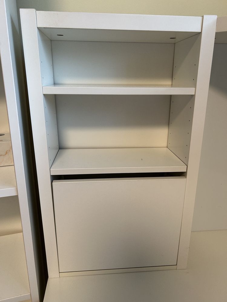 Secretaria de canto IKEA