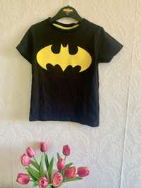 Dwie bluzki z motywem bajkowym Batman