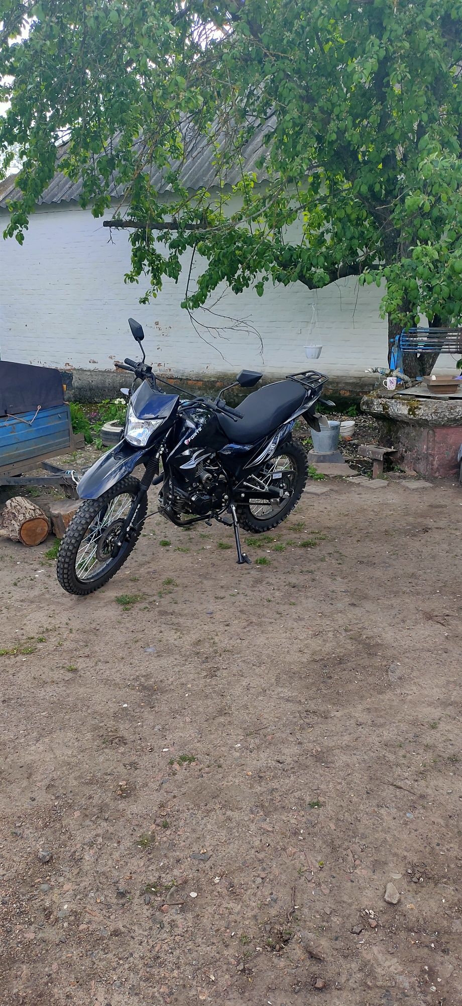 Продам мотоцикл Forte cross 250 з пробігом 2700.
