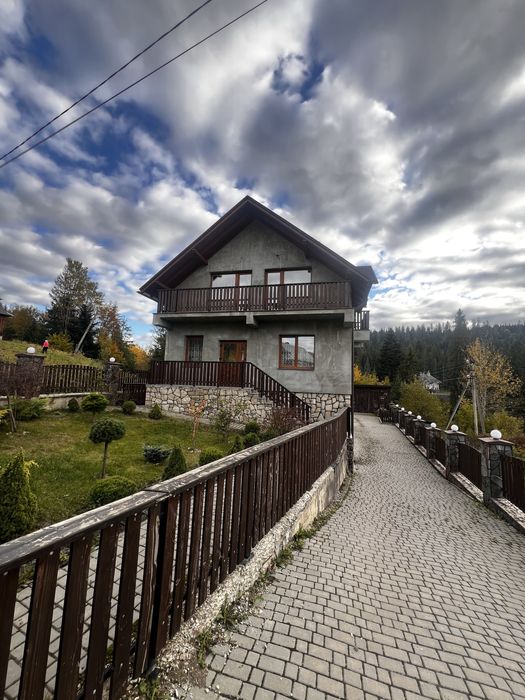 За 200 000$ продається будинок 185 м2 та 5 сотих в Микуличині !