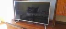 kilkuletni telewizor LG, 80cm, pilot, 2x hdmi, sprawny