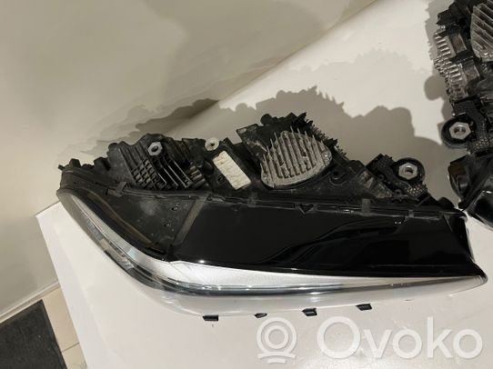 Фари BMW X5 G05 фары бмв х5 г05 ліва прав комплект з блоками led