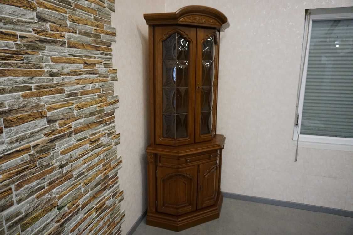 Witryna Narożna Orzech Podświetlana 65/65 cm (p-1188)