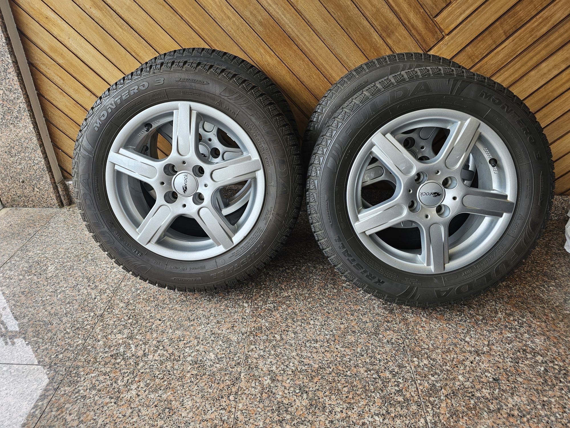 Jantes R15 4x100, pneu 185/65