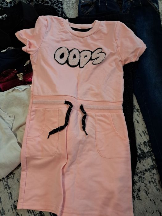 Komplet ubrań dla dziewczynki 134