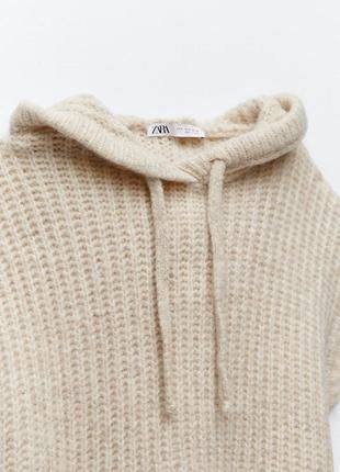 ZARA S-L Sweter bez rękawów z kapturem w kolorze ecru