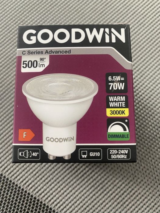 Sprzedam komplet żarówek GOODWIN