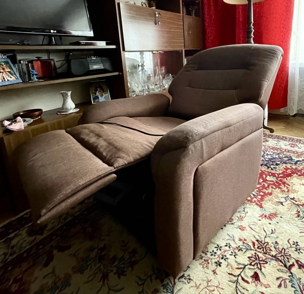 Fotel rehabilitacyjny elektryczny
