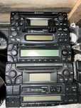 Diferentes radios mercedes anos 90