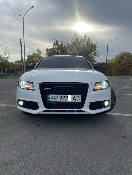 Продам Audi a4 b8