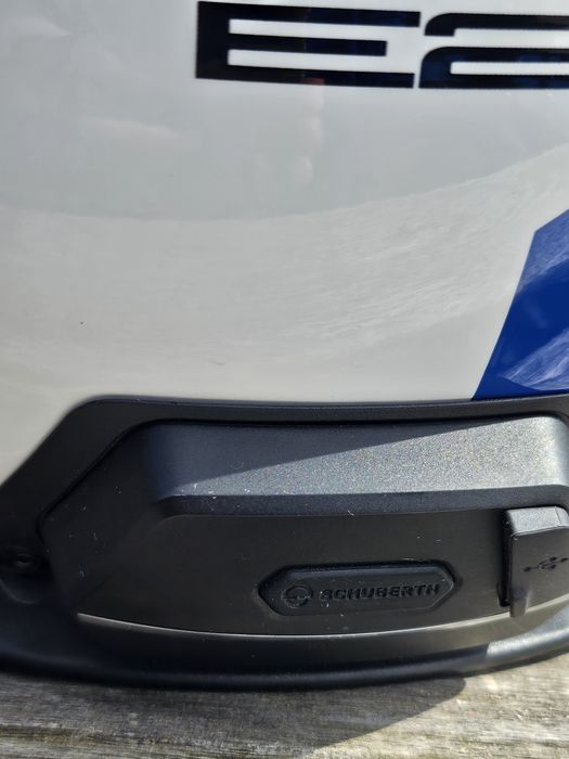 Capacete modular Schubert E2 Defender com intercomunicador Sc2