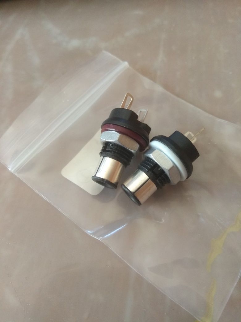 KLE Innovations Pure 22 комплект RCA штекер, socket.