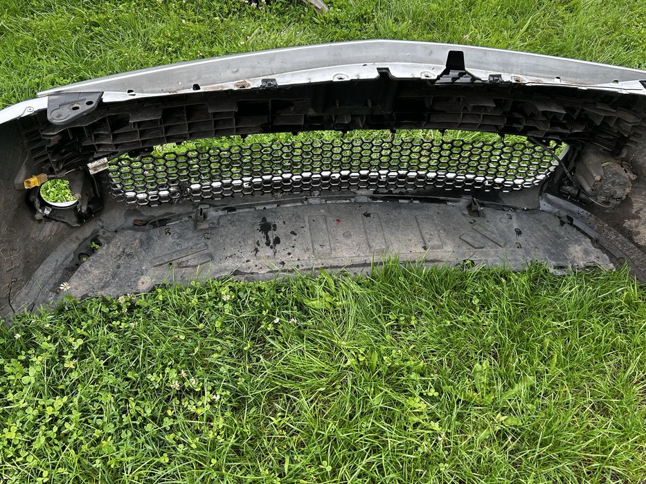 Zderzak reno megan 2 + lampy