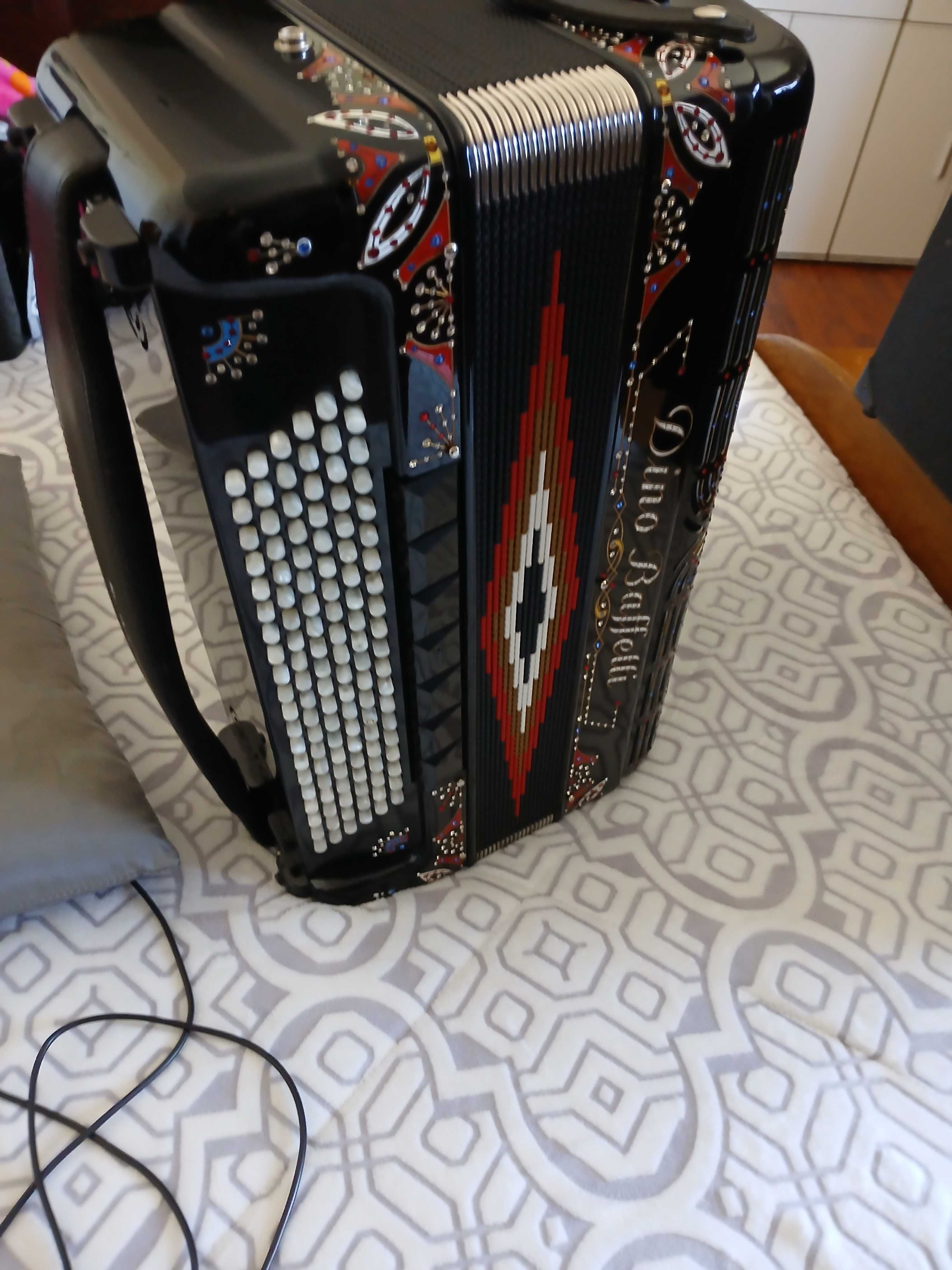 vendo acordion dino bafet 120 4 voz