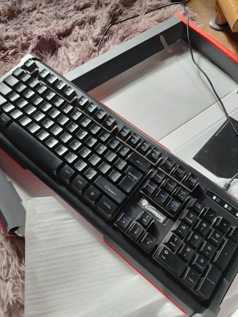 Klawiatura Genesis Rhod 400 RGB