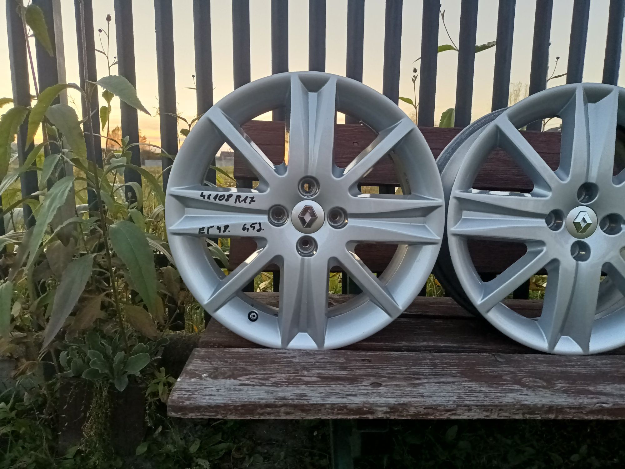 Felgi 4x108 R17 Renault