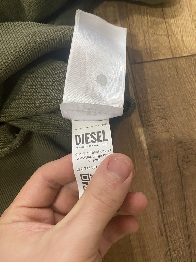 Світшот Diesel..
