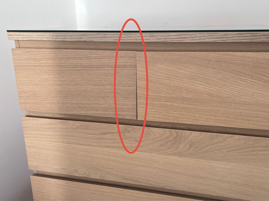Komoda Ikea Malm okleina dębowa 6 szuflad z szybą na blat