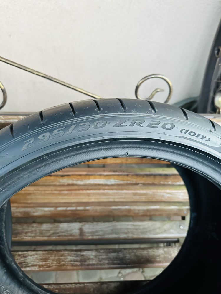 Шини літні пара 295/30 ZR20 (101Y) Pirelli P Zero 2021p